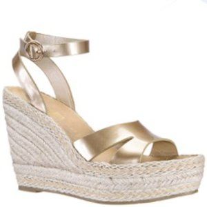 NWB- Estelle Gold Patent Platform Espadrille Sandals